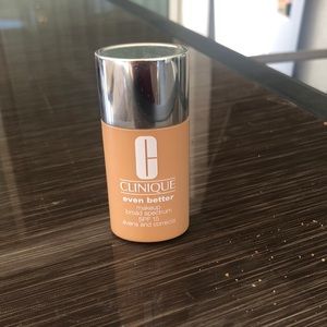 Clinique Even Better Foundation